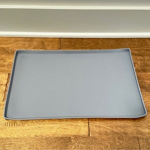 DoggyBuddy Dog Food Mat size Small Gray